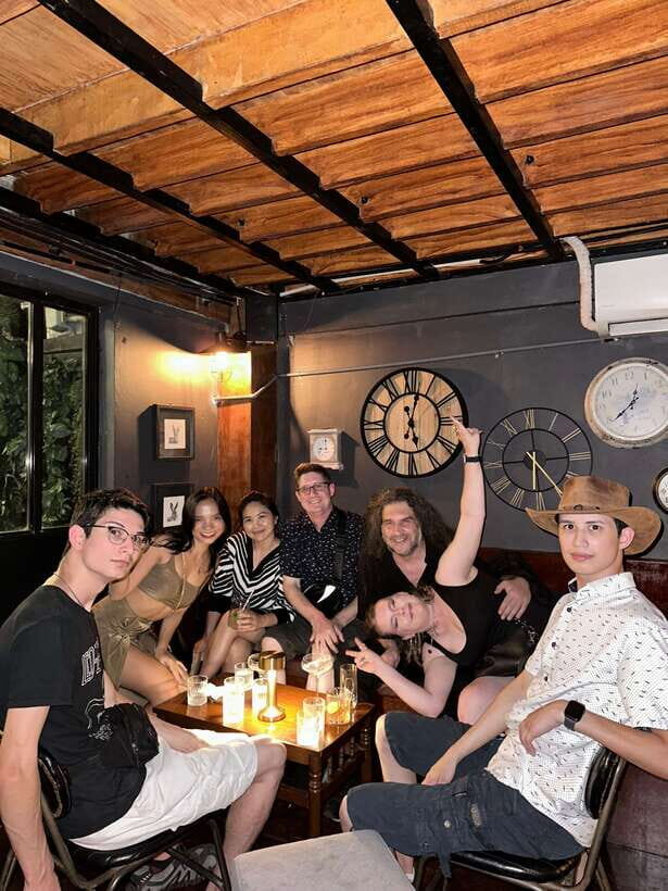 ⭐ Makati Bar Hopping and Pub Crawl Tour with Venus ⭐ - Why Makati Poblacion Works for a 3-Hour Pub Crawl