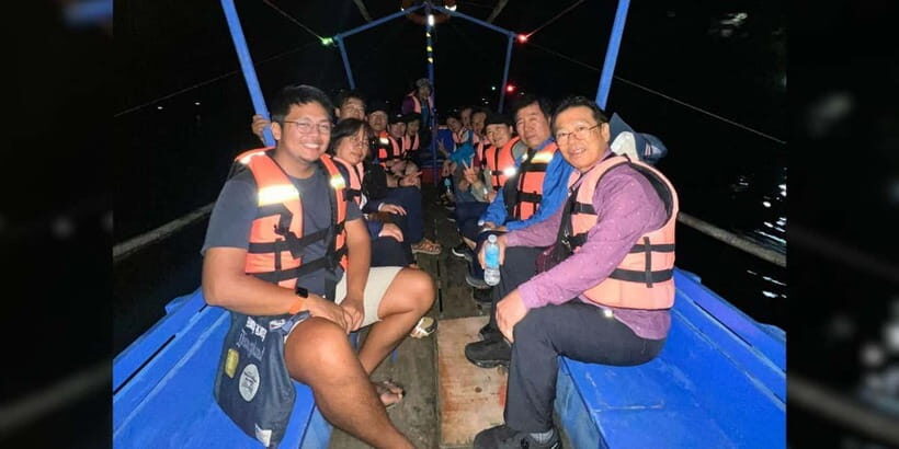 Bohol: Abatan River Firefly Watching Private Tour - Photo Help That Actually Helps (Not Just a Check-the-Box Stop)
