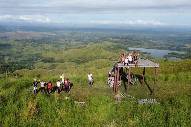 Bohol Alicia Panoramic Park - Getting ready: shoes, heat, and the hiking reality