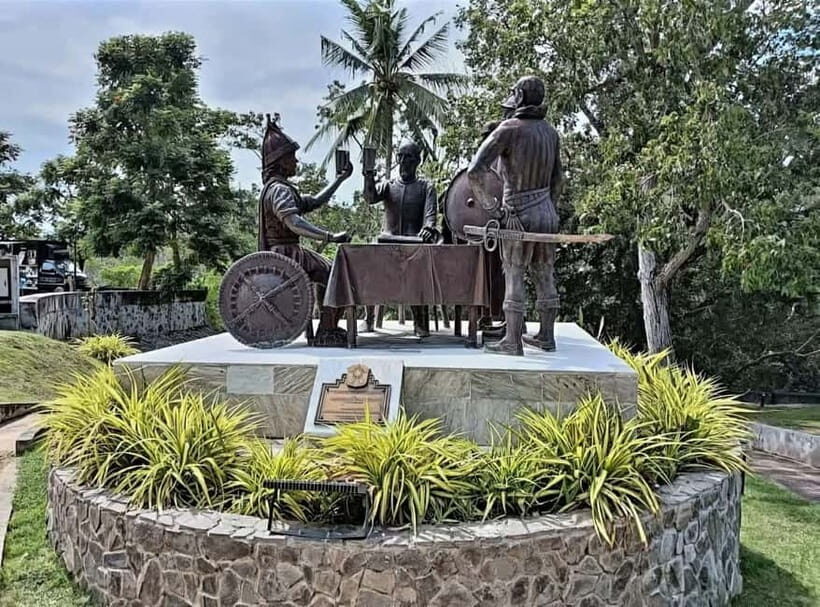 BOHOL: Chocolate Hills, Tarsiers and Loboc River Day Tour - Key things to know before you go