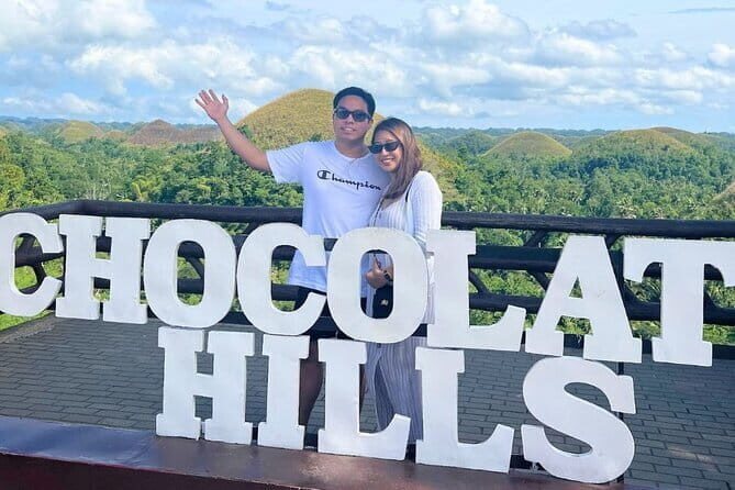 Bohol: Chocolate Hills, Tarsiers, & Loboc River Private Tour - Blood Compact Monument: A Quick Time-Shift That’s Worth The 30 Minutes