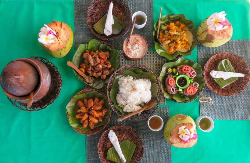 Bohol: Pamilacan Island Dolphin/Turtle Watching Tour & Lunch - Key tour facts you should know