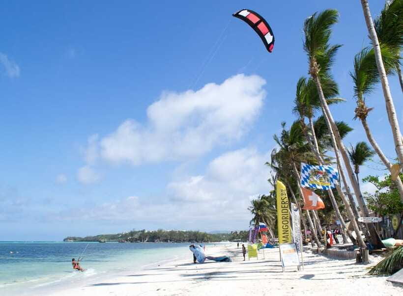 Boracay: Flying Donut Water Tubing Experience - Price and Value: Why $14 Makes Sense Here