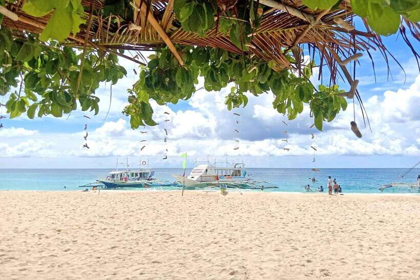 Boracay: Island Boat Tour with Crystal Cove Entry - The 5-hour rhythm: sailing, short stops, and how to make it count