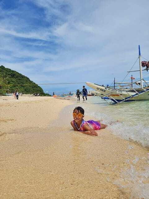 Boracay: Island Hopping | Pick-up at the Hotel - The BBQ lunch: what you should expect to eat