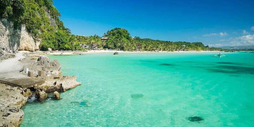 Boracay: Island Hopping with Parasailing Experience - Lunch on the water: buffet style that keeps the schedule moving