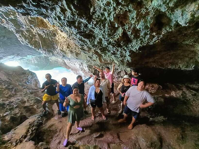 Boracay: Island Hopping with Snorkeling and Crystal Cove - Island hopping in Boracay: the flow from sand to sea