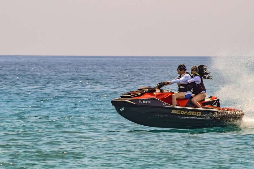Boracay: Jet Ski Experience - Finding The Right Station: Where the Jet Ski Adventure Starts