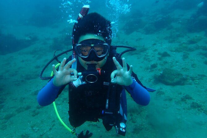 Boracay PADI Discover Scuba Diving - The Boat Ride to the Coral Garden (and the Nemo Factor)