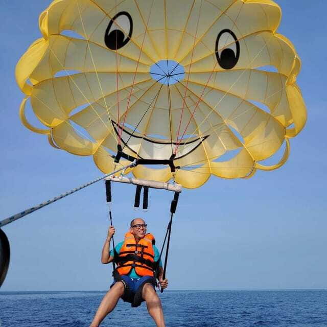 Boracay: Parasailing Adventure with Insta 360-Degree Camera - Entering The Start Point: Astoria Boracay and the Easy Setup