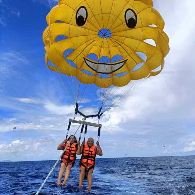 Boracay: Parasailing Adventure with Insta 360-Degree Camera - Insta 360 Camera: Turning One Flight Into a Full 360 Memory