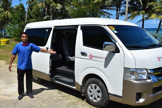 Boracay Private Island Hopping Premium with Lunch - Tambisaan Beach lunch: a real break, not a rushed intermission