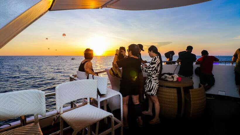 Boracay: Scenic Sunset Cruise with Live Music - Key things to know before you go
