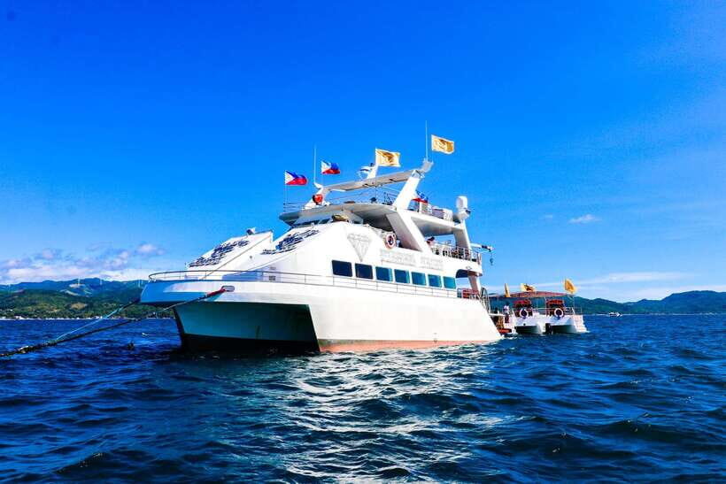 Boracay: Scenic Sunset Cruise with Live Music - Two hours on White Beach: the rhythm of the cruise