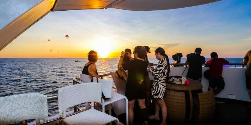 Boracay: Scenic Sunset Cruise with Live Music - Drinks and pica-pika: what’s truly included