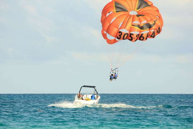 Boracay: Solo or Tandem Parasailing Experience - The 15-Minute Parasailing Flight Over Boracay