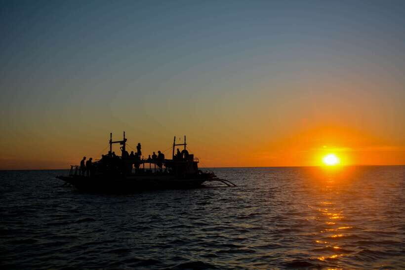 Boracay: Sunset Cruise with Water Activities - The 2-Hour Plan on the Sea: What the Timing Actually Gives You
