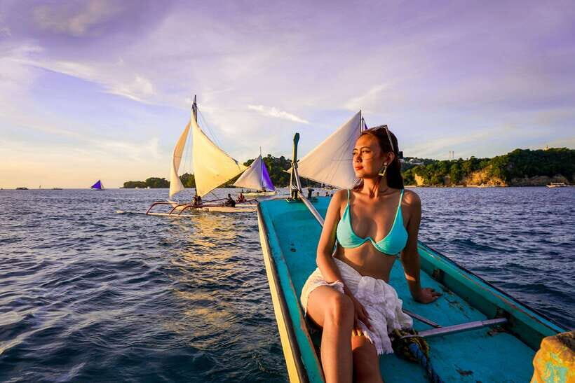 Boracay: Sunset Cruise with Water Activities - SUP, Kayaks, Snorkeling Gear, and the Inflatable Chill Zone