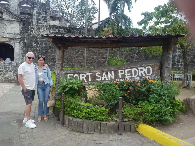 Cebu City: City and Mountain Highlights Tour - Colón Street, Yap-Sandiego Ancestral House, and the heritage walk moment