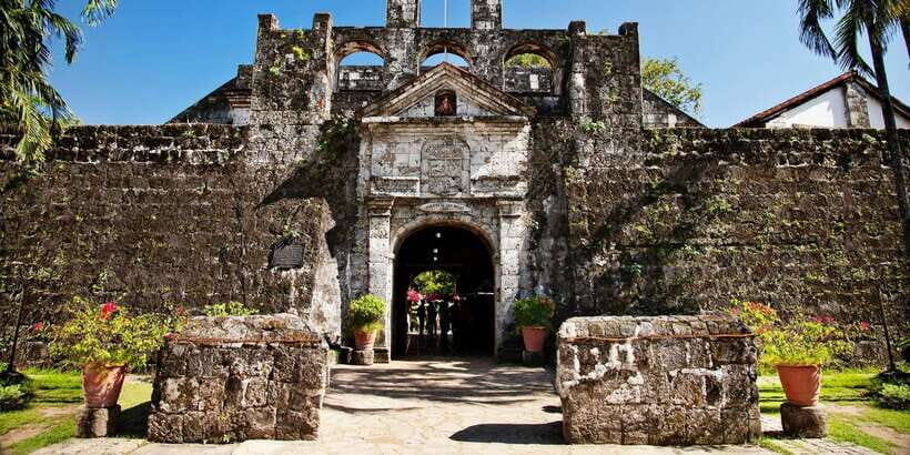 Cebu City: Historical, Local Cuisine & Mountain Guided Tour - Taoist Temple: A Calm Break With Panoramic City Views