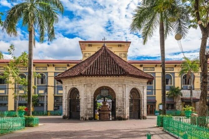 Cebu Group Tour: Best Cebu City Tour - Sirao Pictorial Garden: an escape with admission included
