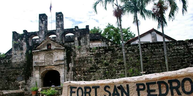 Cebu: Guided Heritage City Tour - Basilica Minore del Santo Niño: Where Devotion Drives the Atmosphere