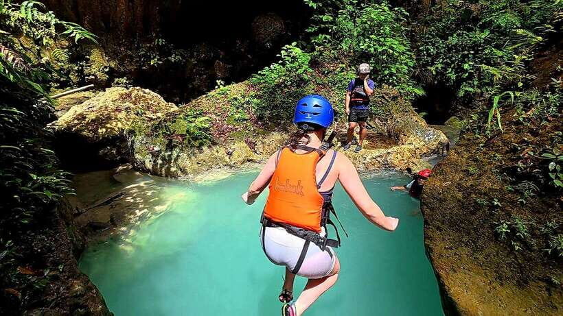 Cebu: Moalboal Sardine Run & Kawasan Falls Canyoneering - Lunch and the long ride back to Cebu