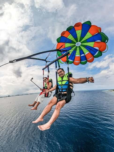 Cebu: Parasailing Ride Experience - Cebu Parasailing: A quick thrill with real sea views