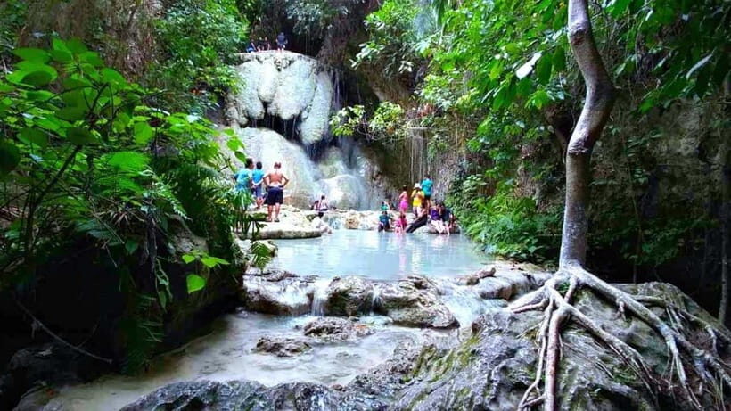 Cebu South Falls: Mantayupan, Kawasan, Inambakan & Aguinid - Kawasan Falls: turquoise swimming and a reset at the beachfront lunch