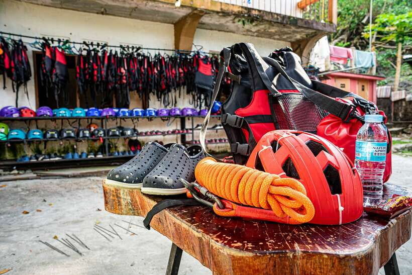 Cebu: Whale Shark Snorkeling & Kawasan Canyoning Tour - Stop 2: Kawasan Canyoning (Rocks, Slides, and a Deep Pool)