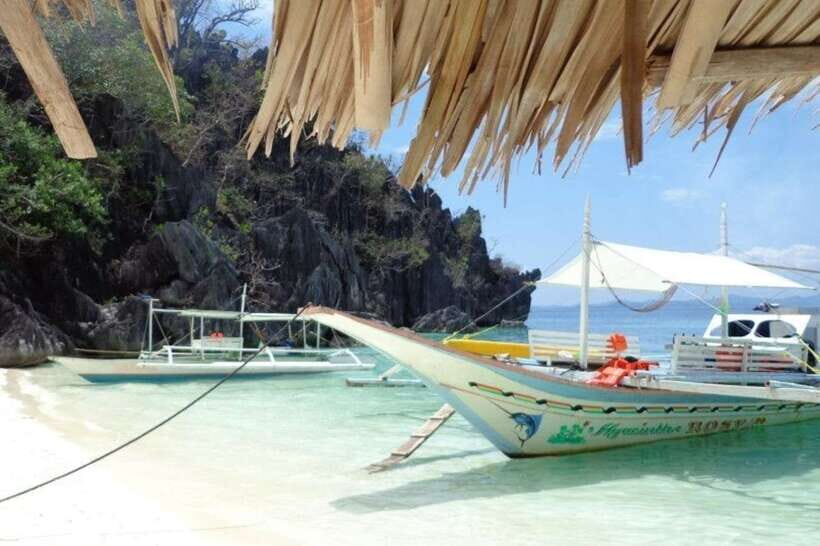 Coron: Barracuda Lake, Skeleton Wreck, Twin Lagoon Boat Tour - Stop 1: Skeleton Wreck, a WWII Shipwreck You Can See Clearly