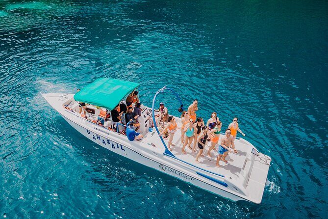 Coron Island Hopping Tour: via Private Speedboat - Why a Private Speedboat Makes Coron Easier