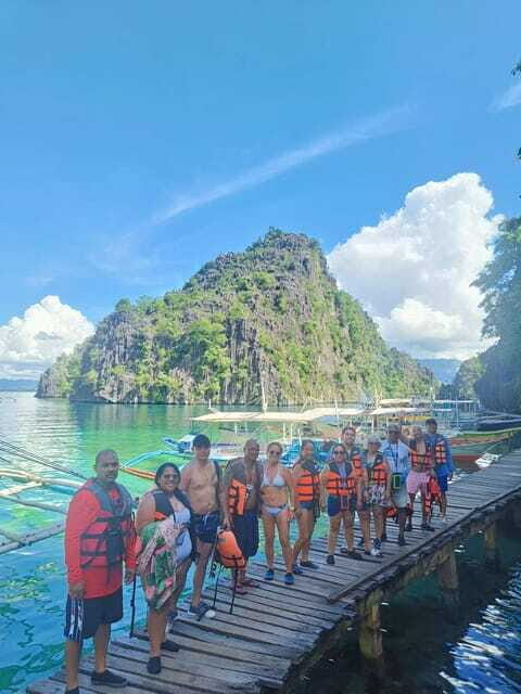CORON TOUR - PRIVATE BOAT RENTAL with LUNCH (7 Destinations) - Food on a Boat Day: Lunch Buffet and Snacks That Keep You Going