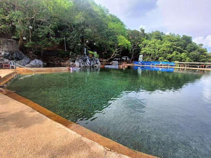Coron Town Tour: Maquinit Hotspring & Mt. Tapyas Trekking - Cashew House Store: Souvenirs That Actually Make Sense