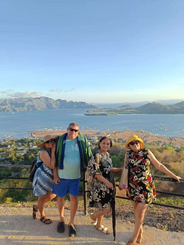 Coron Town Tour: Maquinit Hotspring & Mt. Tapyas Trekking - Price and Logistics: Is $21 Good Value for an 8-Hour Plan?
