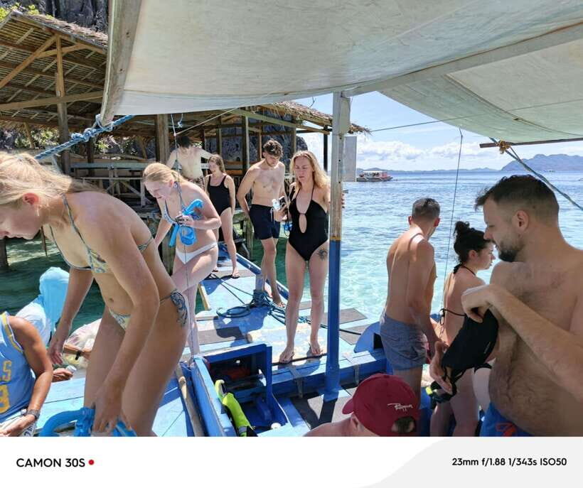 Coron Ultimate Tour: 7 Destinations with Lunch & Transfers - Irako/Skeleton Wreck snorkeling: easy entry to the underwater story