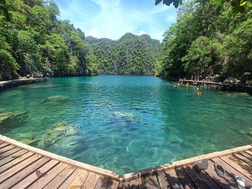 CORON:ISLAND TOUR A Lakes and Snorkeling with Corals - Timing and logistics: meeting at Lualhati Park and handling the slow start