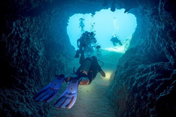 Easy Fun Scuba Dive in El Nido - Meeting Point and Timing at Submariner in El Nido