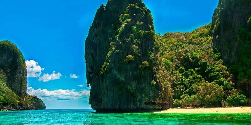 El Nido: Island Hopping Tour A Lagoons and Beaches - Lunch on the Boat Day: Included, and Often Better Than You Expect