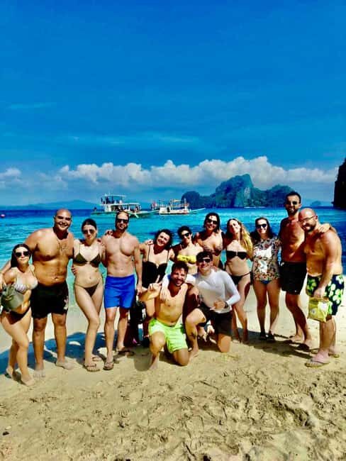 El Nido: Island Hopping Tour A with Kayaking on Big Lagoon - Snorkeling time near Advince or South Miniloc: coral and colorful fish