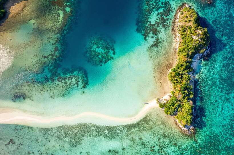 El Nido: Private/Exclusive Island Hopping Tour B BEST PRICE! - Getting there from Corong-corong: meeting point and how the day flows