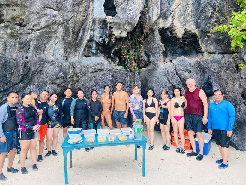 EL NIDO: Private Island Hopping Tour C w/BUFFET LUNCH - Talisay Beach: short scenic time plus swimming and snorkeling
