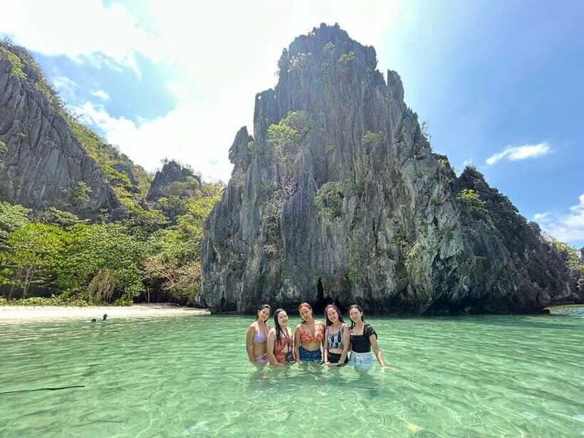 El Nido: Shared Island Hopping Tour C with Buffet Lunch - Logistics that affect your comfort: pickup, timing, and what you should bring