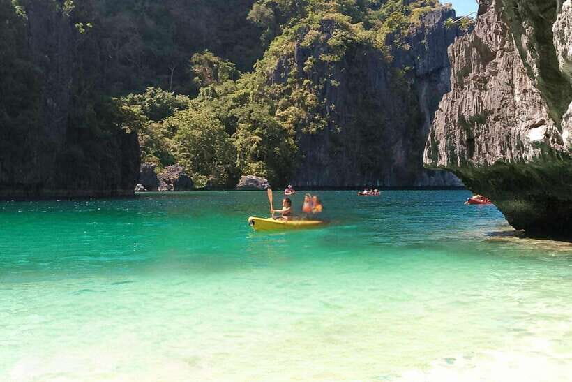 El Nido: Tour A (Big & Secret Lagoon, Shimizu, 7 Commando) - Getting Oriented: From Grounded Coffee to the First Beach Time