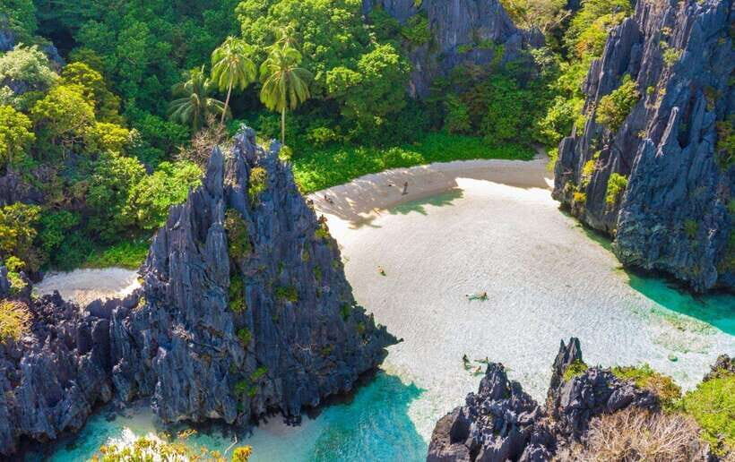 El Nido Tour C (shared tour) - Getting to the boat: meeting point, pickup, and why timing can wobble