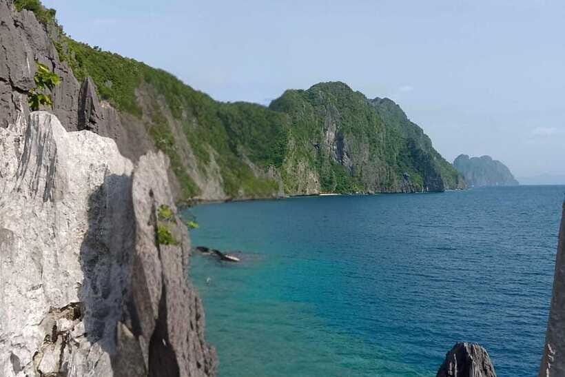 El Nido: Tour C to Hidden Beach, Helicopter Island & More - Fees to budget for: environmental fee and Matinloc entrance