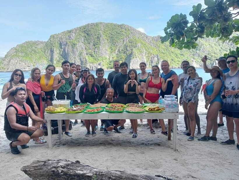 El Nido: Tour C with Matinloc Shrine and white sand beaches - The secret stop: extra swim time when you thought the day was already full