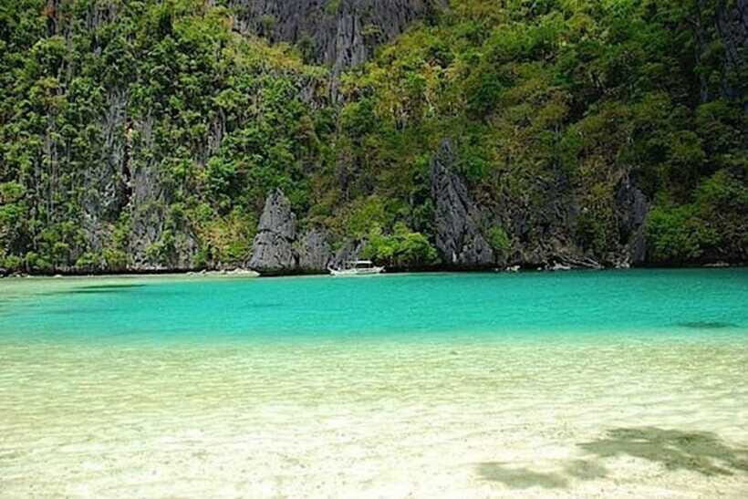 El Nido: Tour D with Cadlao Lagoon, Paradise Beach & More - Paradise Beach on Cadlao Island: the longest “do nothing” stretch