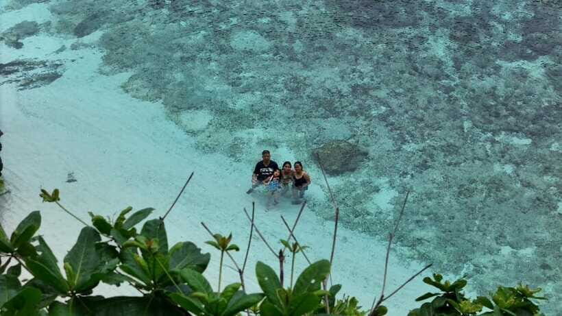 El Nido:Private Tour D with Highlights Small & Cadlao Lagoon - Serenity Beach and Pasandigan Beach: where the day slows down