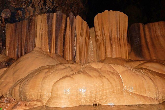 Explore the northern mountains of Sagada 3days 2 nights from Manila *** - Day 3: Bomod-ok Falls and Echo Valley With Hanging Coffins